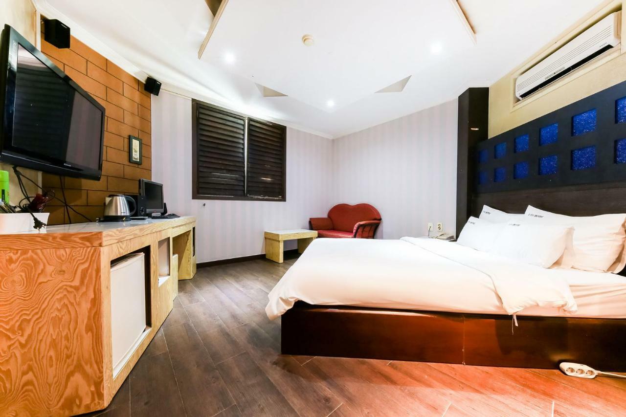 Hotel Rooky แทจ็อน ภายนอก รูปภาพ
