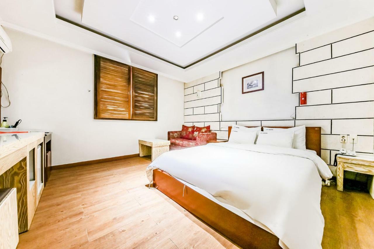 Hotel Rooky แทจ็อน ภายนอก รูปภาพ