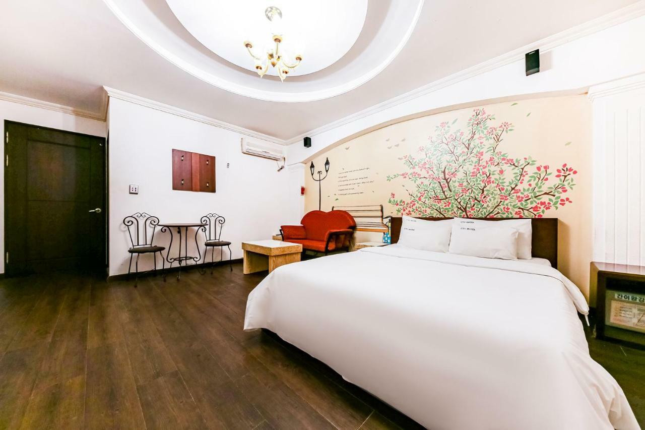 Hotel Rooky แทจ็อน ภายนอก รูปภาพ
